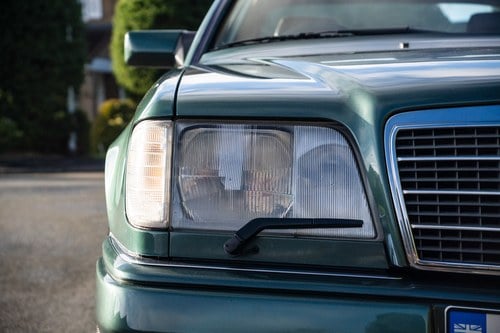 1994 Mercedes-Benz 320CE Coupe W124 For Sale (picture 106 of 184)