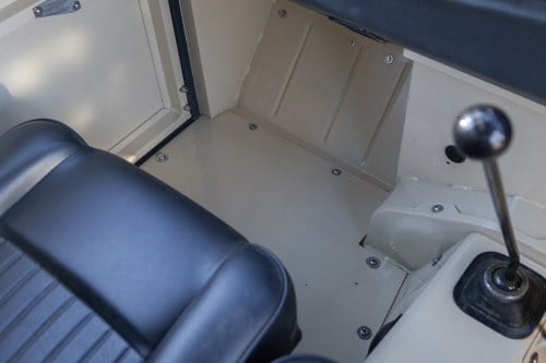 1975 Land Rover Series III 109" In vendita (immagine 33 di 229)