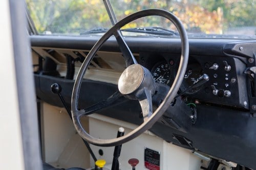 1975 Land Rover Series III 109" In vendita (immagine 40 di 229)