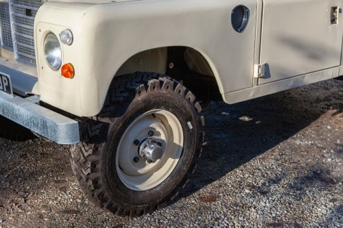 1975 Land Rover Series III 109" In vendita (immagine 118 di 229)