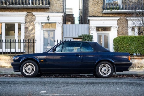 1993 BMW 320i Convertible (E30) à venda (imagem 11 de 155)