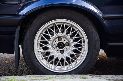 1993 BMW 320i Convertible (E30) à venda (imagem 16 de 155)