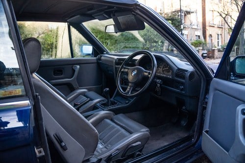 1993 BMW 320i Convertible (E30) à venda (imagem 20 de 155)