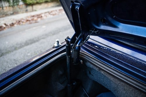 1993 BMW 320i Convertible (E30) à venda (imagem 98 de 155)