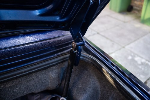 1993 BMW 320i Convertible (E30) à venda (imagem 99 de 155)