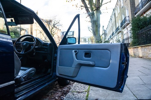 1993 BMW 320i Convertible (E30) à venda (imagem 21 de 155)