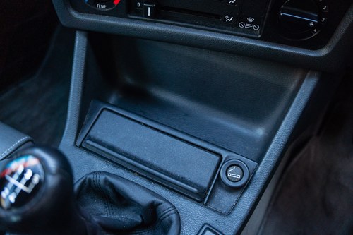 1993 BMW 320i Convertible (E30) à venda (imagem 60 de 155)