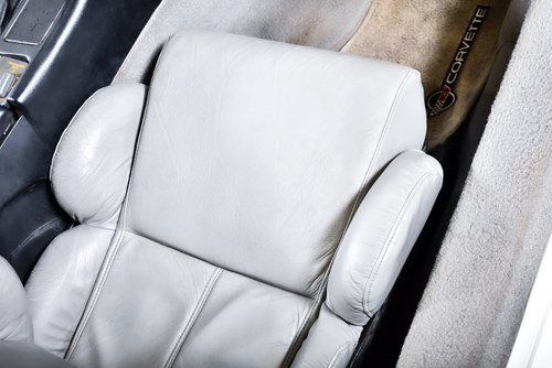 1990 Chevrolet Corvette C4 Convertible 350CI V8 In vendita (immagine 41 di 77)