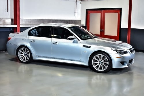 2008 BMW M5 Sedan 5,0L V10 à venda (imagem 8 de 96)