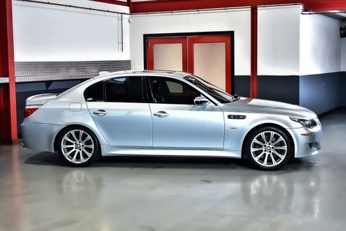 2008 BMW M5 Sedan 5,0L V10 à venda (imagem 10 de 96)