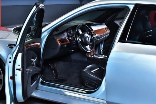 2008 BMW M5 Sedan 5,0L V10 à venda (imagem 29 de 96)