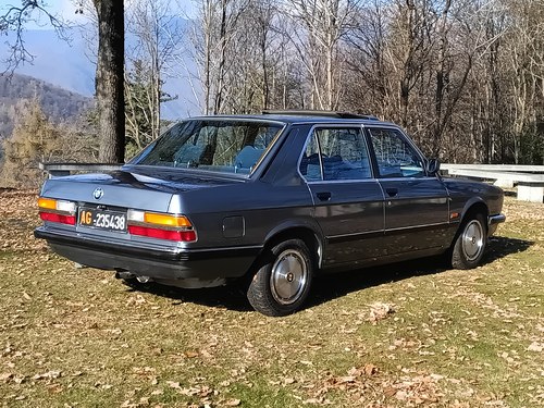 1986 BMW 518 E28 zum Verkauf (Bild 16 von 92)