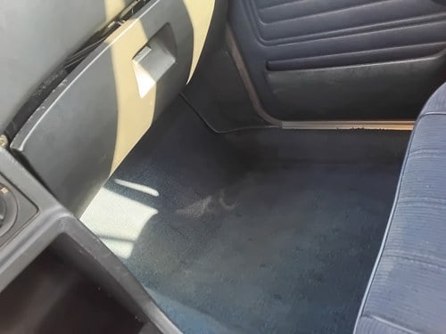 1986 BMW 518 E28 zum Verkauf (Bild 35 von 92)