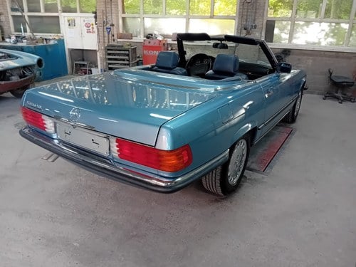 1988 Mercedes-Benz 560SL R107 For Sale (picture 4 of 81)