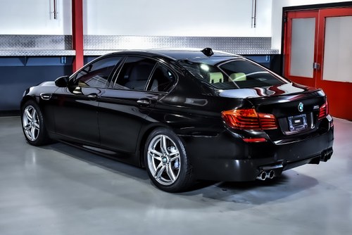 2014 BMW M5 Sedan 4,4L V8 à vendre (picture 15 of 113)