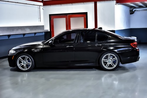 2014 BMW M5 Sedan 4,4L V8 à vendre (picture 19 of 113)