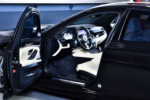 2014 BMW M5 Sedan 4,4L V8 à vendre (picture 24 of 113)