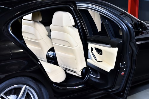 2014 BMW M5 Sedan 4,4L V8 à vendre (picture 59 of 113)