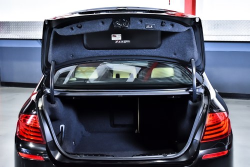 2014 BMW M5 Sedan 4,4L V8 à vendre (picture 67 of 113)