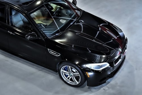 2014 BMW M5 Sedan 4,4L V8 à vendre (picture 86 of 113)