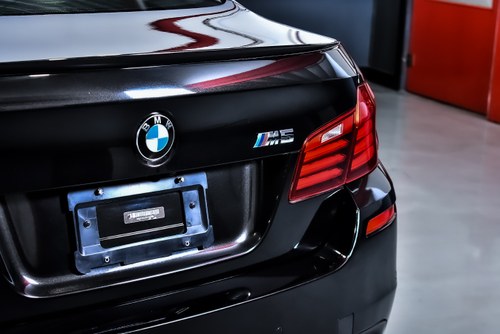 2014 BMW M5 Sedan 4,4L V8 à vendre (picture 99 of 113)