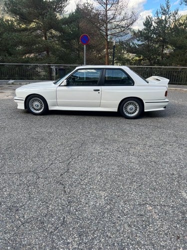 1987 BMW M3 E30 Te koop (foto 2 van 100)