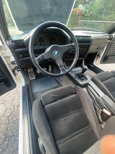 1987 BMW M3 E30 Te koop (foto 23 van 100)