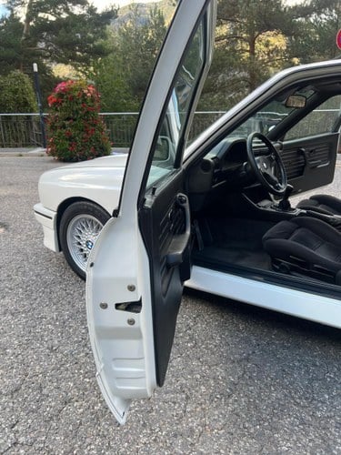 1987 BMW M3 E30 Te koop (foto 42 van 100)