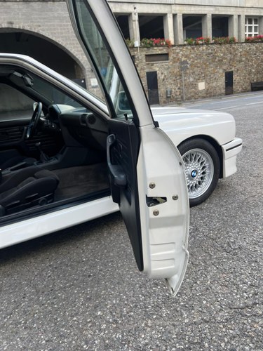 1987 BMW M3 E30 Te koop (foto 45 van 100)
