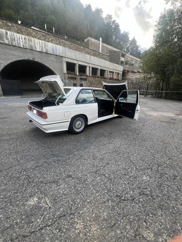 1987 BMW M3 E30 Te koop (foto 63 van 100)
