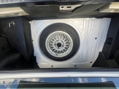 1987 BMW M3 E30 Te koop (foto 77 van 100)