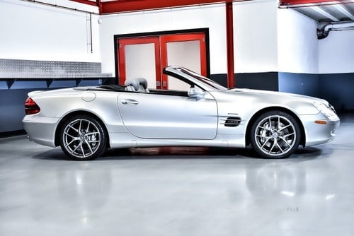 2005 Mercedes-Benz R230 SL600 'Sunroof' Convertible 5,5L V12 "Lorinser" For Sale (picture 11 of 115)