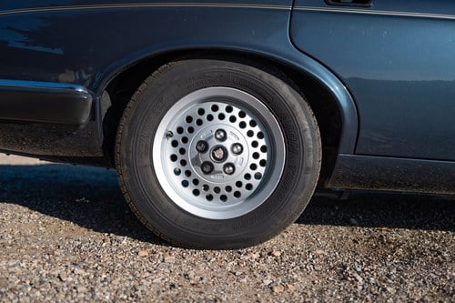 1986 Jaguar XJ12 Series 3 LHD For Sale (picture 17 of 104)