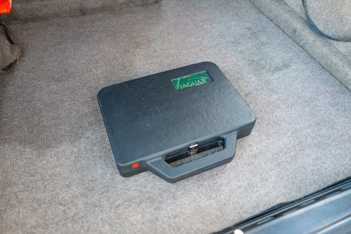 1986 Jaguar XJ12 Series 3 LHD For Sale (picture 58 of 104)