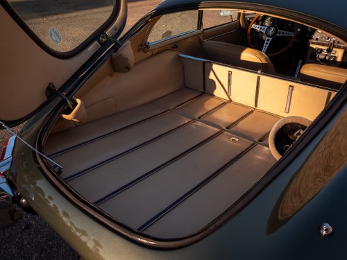 1967 Jaguar E-Type Series 1 FHC LHD In vendita (immagine 37 di 174)