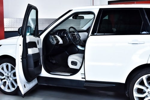 2014 Land Rover Range Rover Sport HSE 3.0L V6 In vendita (immagine 30 di 102)