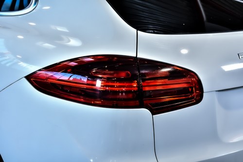 2015 Porsche Cayenne S SUV 3,6L V6 à venda (imagem 72 de 85)