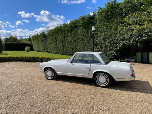 1966 Mercedes-Benz W113 230SL ‘Pagoda’ Manual LHD For Sale (picture 35 of 169)