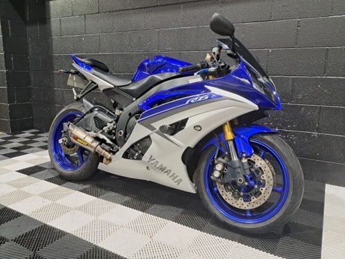 2015 YAMAHA R6 For Sale