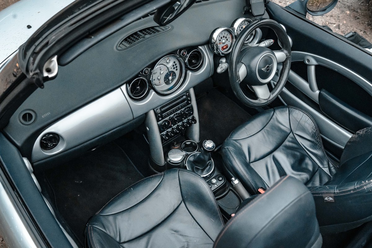 Mini R52 Interior 2004 MINI R52 Cooper Convertible For Sale By Auction