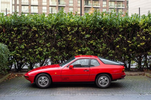 1986 Porsche 924 S zum Verkauf (Bild 9 von 127)