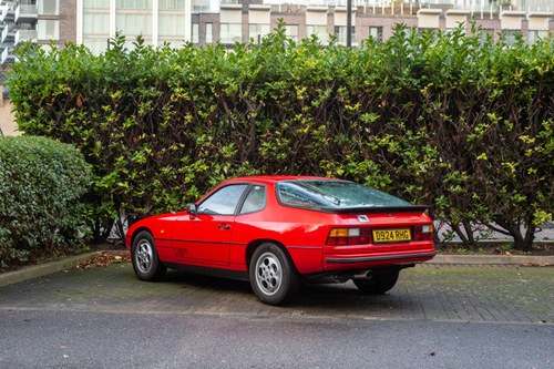 1986 Porsche 924 S zum Verkauf (Bild 21 von 127)