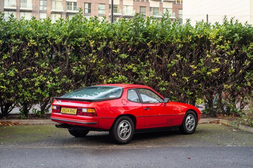 1986 Porsche 924 S zum Verkauf (Bild 31 von 127)