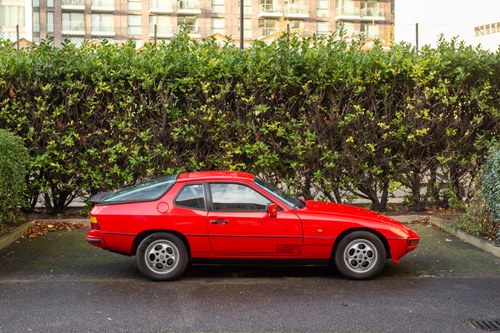 1986 Porsche 924 S zum Verkauf (Bild 37 von 127)