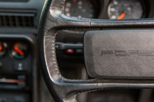 1986 Porsche 924 S zum Verkauf (Bild 46 von 127)