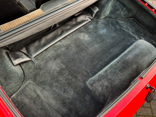 1986 Porsche 924 S zum Verkauf (Bild 60 von 127)