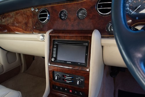 1998 Rolls-Royce Silver Spur Division RHD zum Verkauf (Bild 38 von 207)