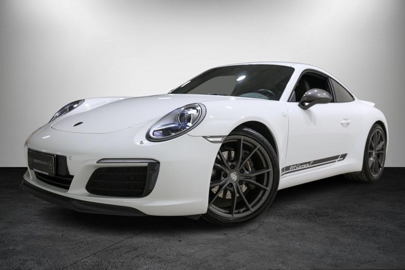 2018 Porsche 911 - 1 2018 Porsche 911 - 1