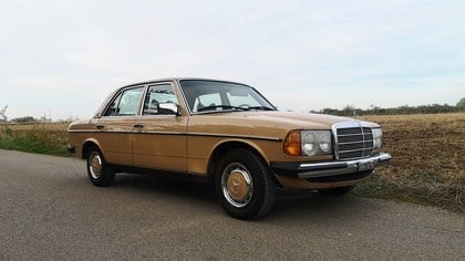 Mercedes 200 200 D