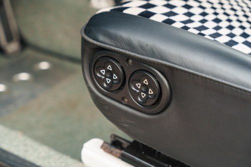 1982 Volkswagen Beetle Award-Winning Evaresto Build: ~180bhp/Air Ride In vendita (immagine 41 di 232)